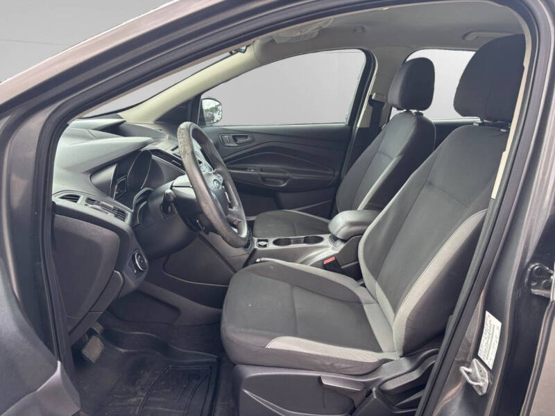 2014 Ford Escape S