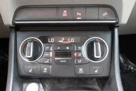 2016 Audi Q3 2.0T Premium Plus