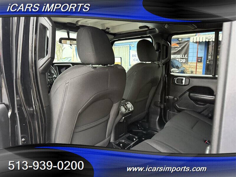 2021 Jeep Gladiator Sport S