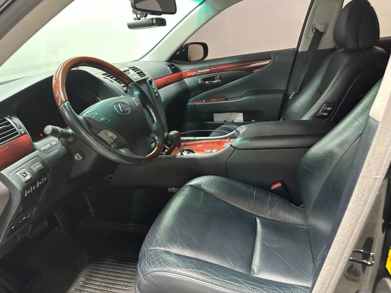 2011 Lexus LS 460