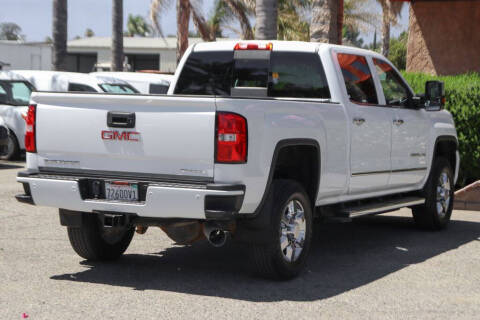 2015 GMC Sierra 2500HD Denali