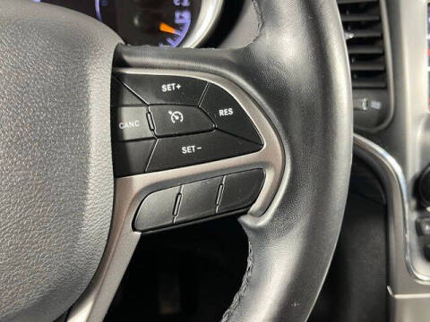 2020 Jeep Grand Cherokee Laredo E