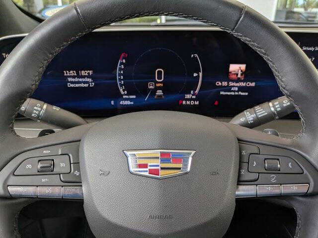 2024 Cadillac XT4 Premium Luxury