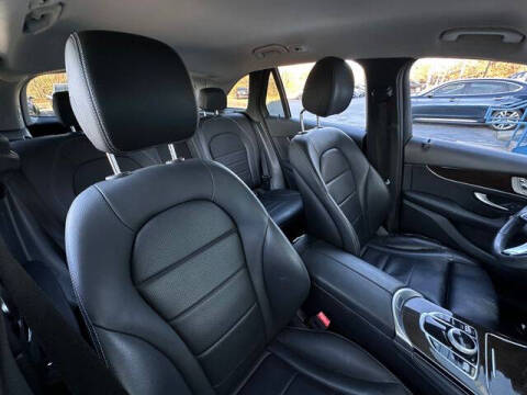 2019 Mercedes-Benz GLC GLC 300