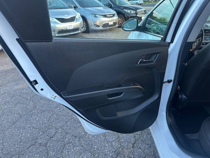 2016 Chevrolet Sonic LTZ Auto