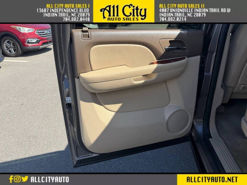 2011 GMC Yukon XL SLT