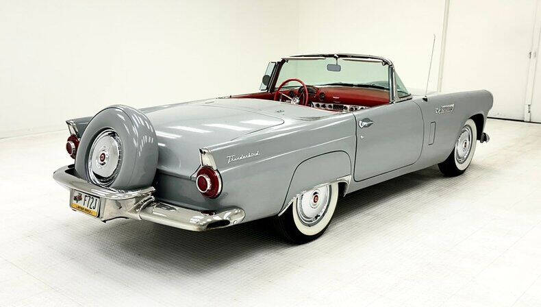 1956 Ford Thunderbird