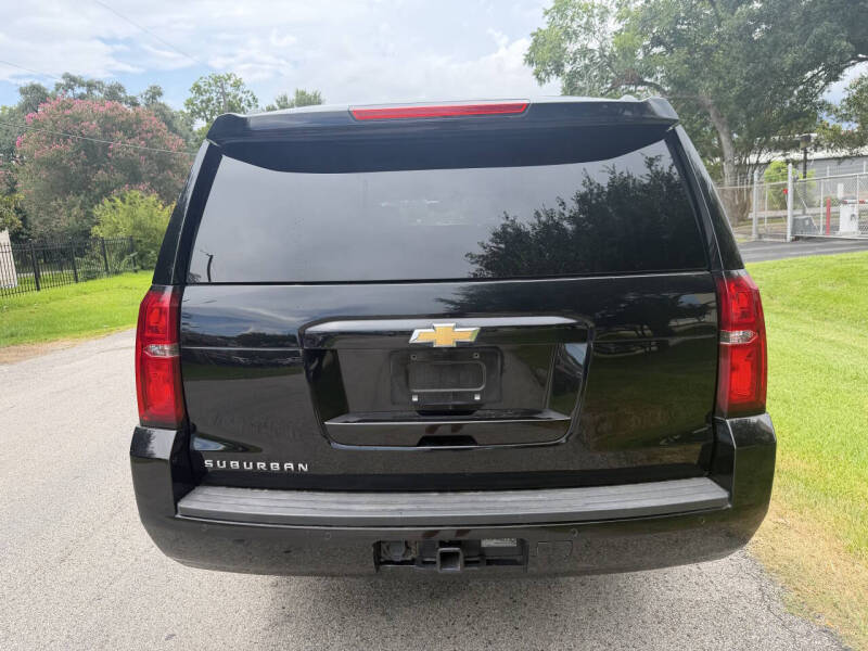 2018 Chevrolet Suburban LT
