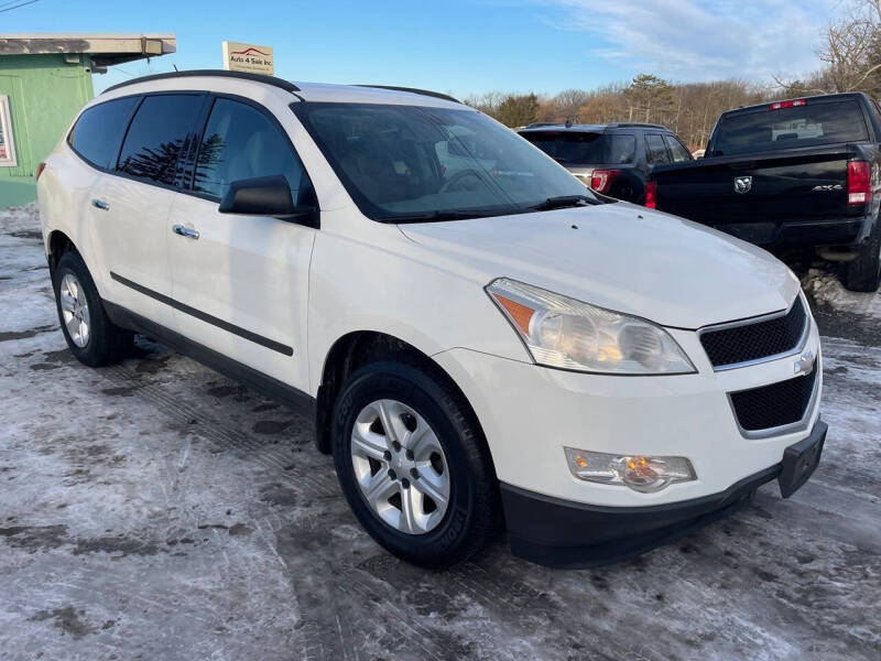 2011 Chevrolet Traverse LS