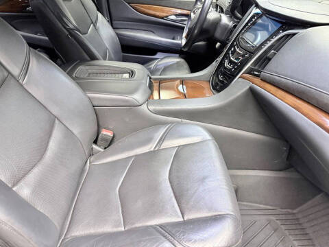 2019 Cadillac Escalade Premium Luxury