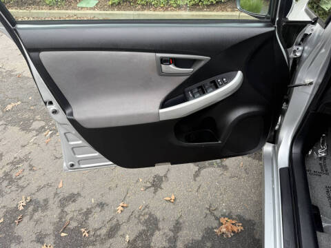 2012 Toyota Prius Two