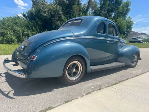 1940 Ford Deluxe