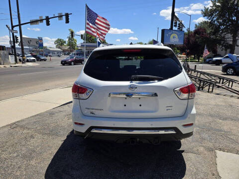 2014 Nissan Pathfinder S
