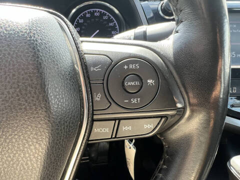 2019 Toyota Camry SE