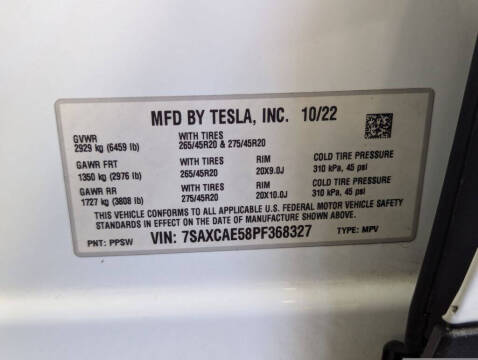 2023 Tesla Model X Standard Range