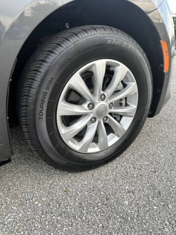 2018 Chrysler Pacifica Touring L