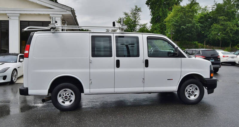 2019 GMC Savana 2500