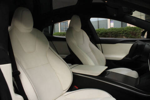 2021 Tesla Model S Plaid