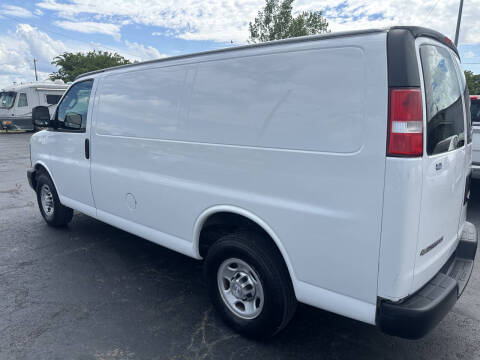 2017 Chevrolet Express 2500