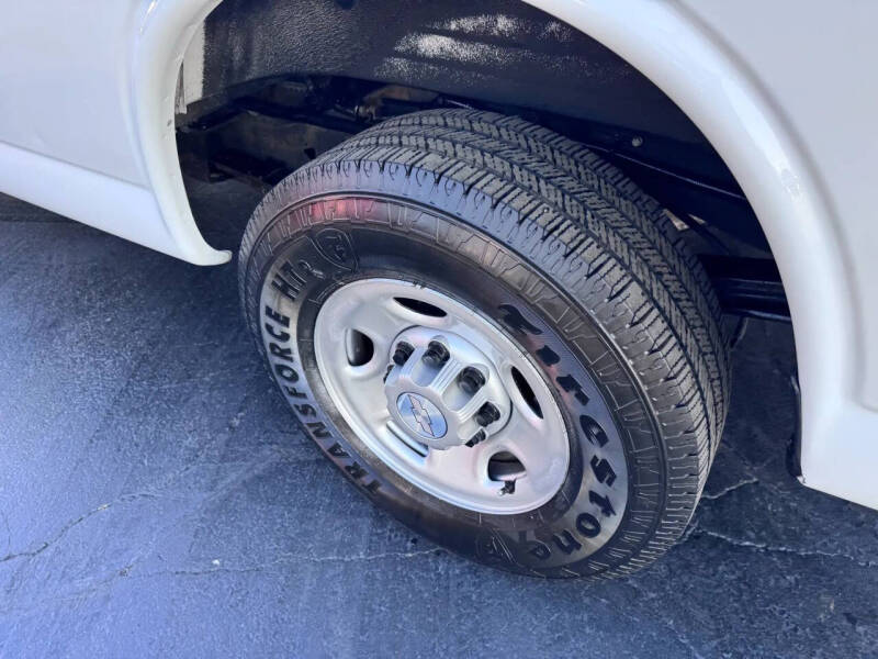 2019 Chevrolet Express 2500