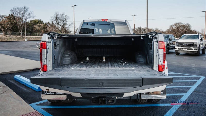 2019 Ford F-350 Super Duty Platinum