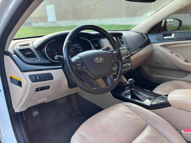 2014 Kia Cadenza Premium