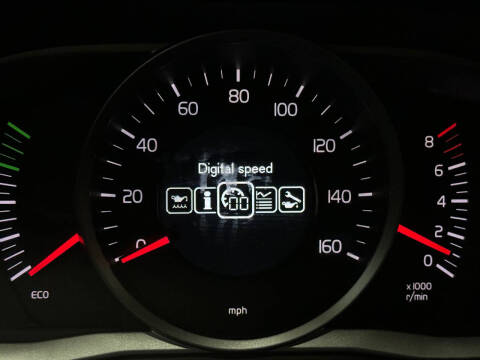 2017 Volvo XC60 T5 Dynamic