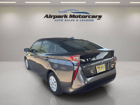 2017 Toyota Prius Two