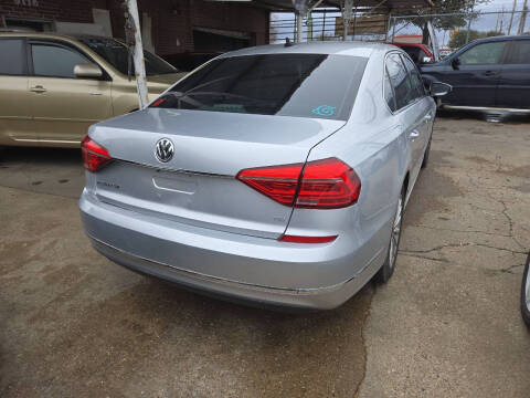 2016 Volkswagen Passat 1.8T SE