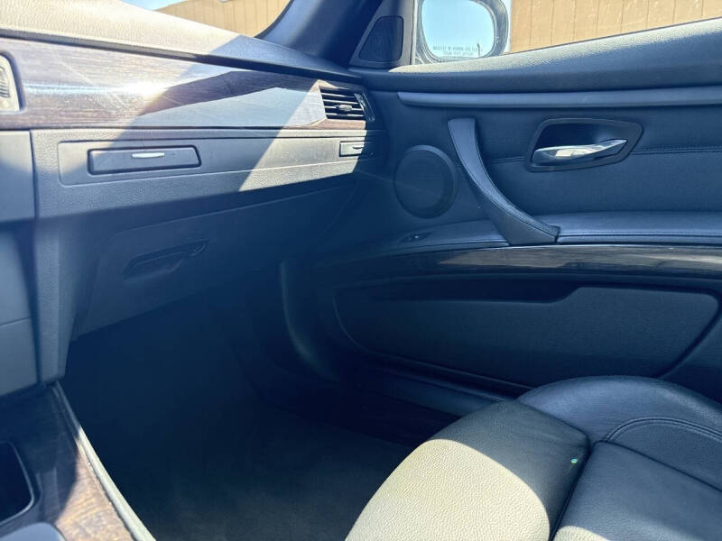 2011 BMW 3 Series 328i