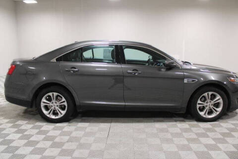 2018 Ford Taurus SEL