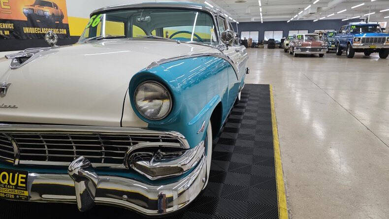 1956 Ford Crown Victoria