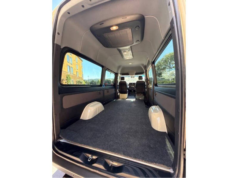 2022 Mercedes-Benz Sprinter 2500