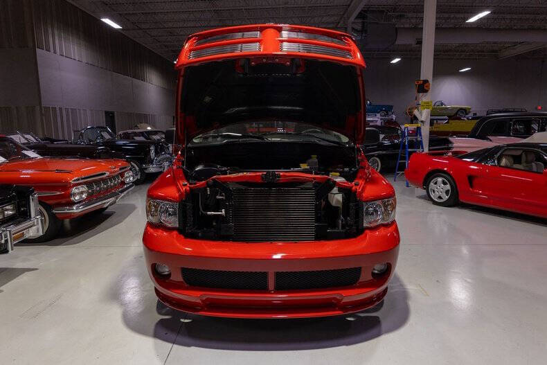 2004 Dodge Ram 1500 SRT-10