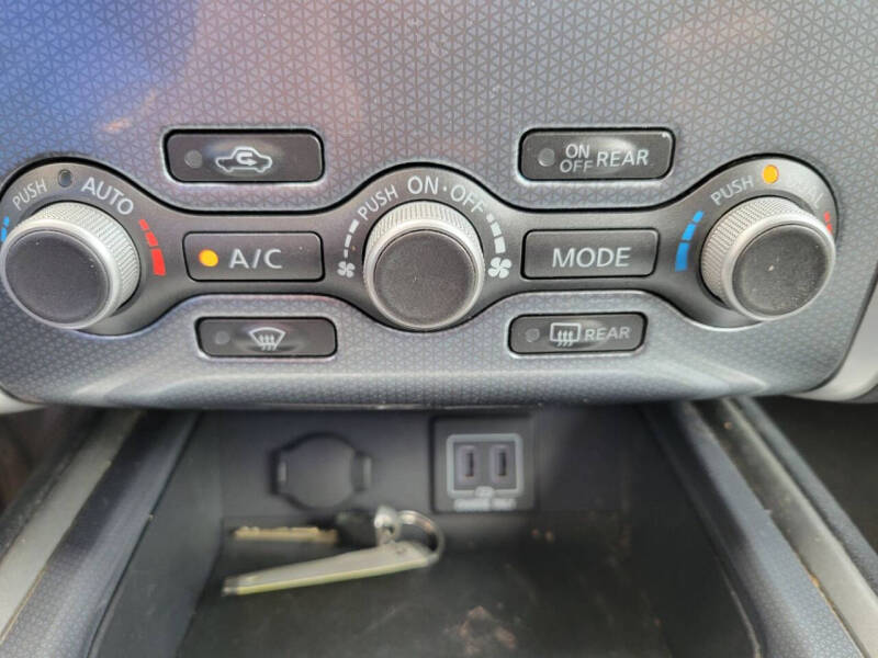 2018 Nissan Pathfinder SL