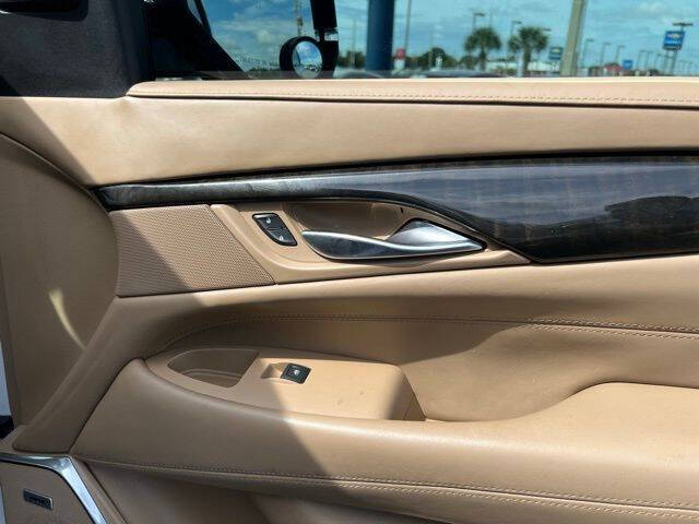 2019 Cadillac Escalade Platinum