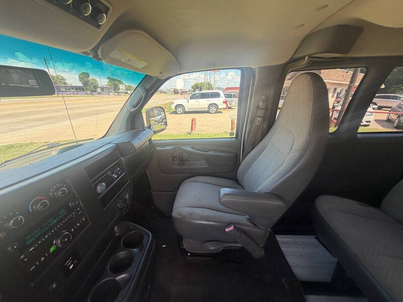 2014 Chevrolet Express LT 3500