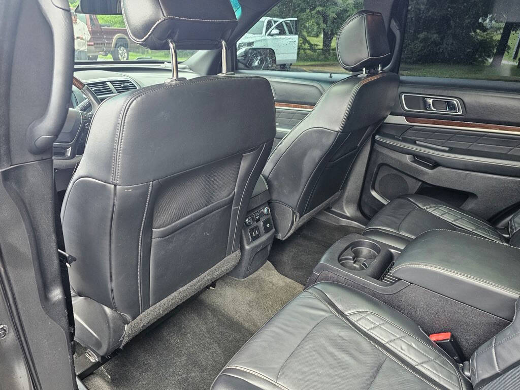 Dk. Gray 2016 Ford Explorer Platinum AWD Platinum 4dr SUV 13