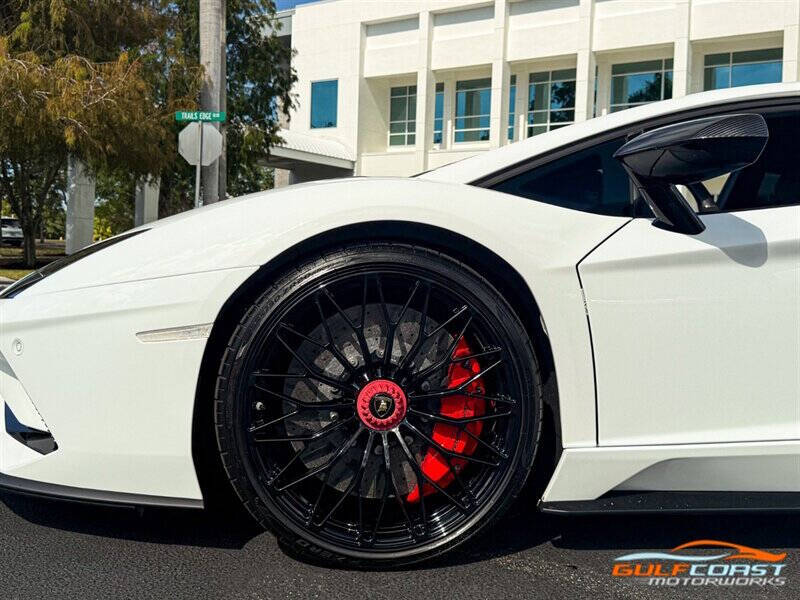 2018 Lamborghini Aventador LP 740-4 S