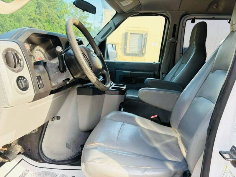2014 Ford E-Series E-350 SD XL