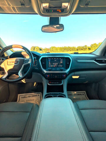 2020 GMC Acadia SLT