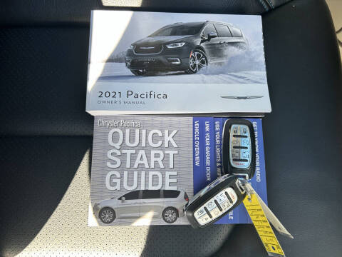 2021 Chrysler Pacifica Touring L