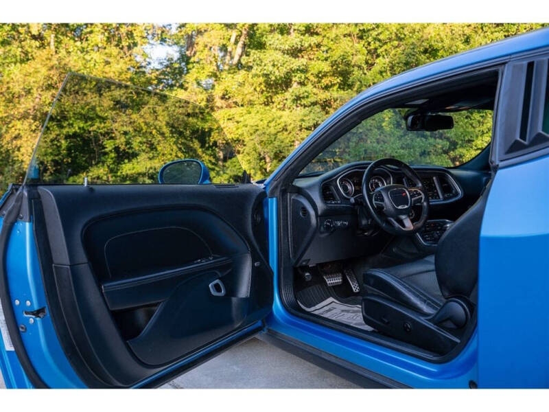 2015 Dodge Challenger SXT Plus