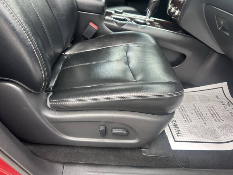 2015 Nissan Pathfinder SL