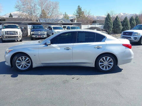 2014 Infiniti Q50 Premium