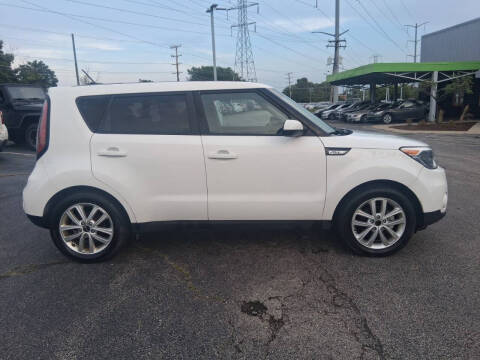 2018 Kia Soul +