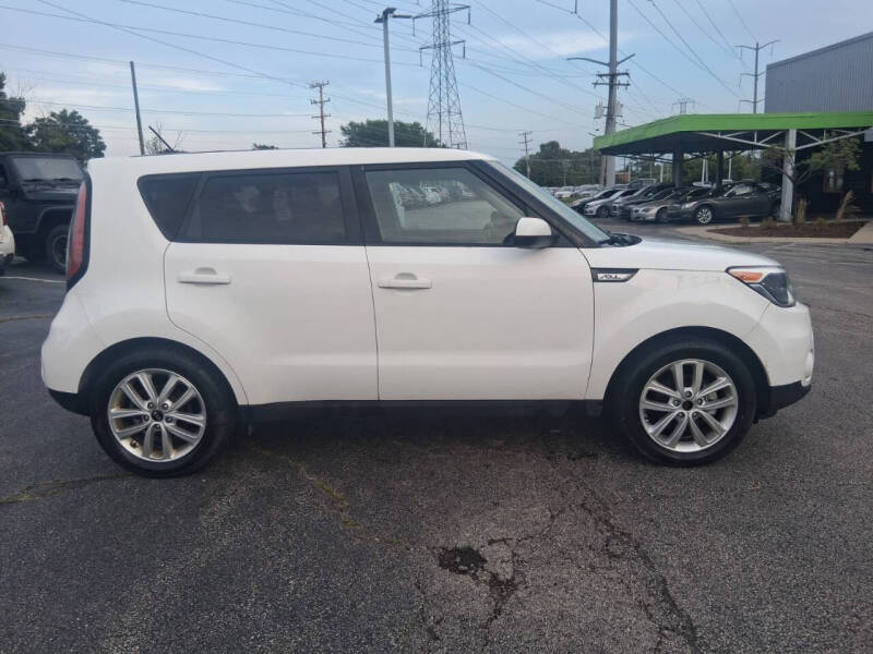 2018 Kia Soul +