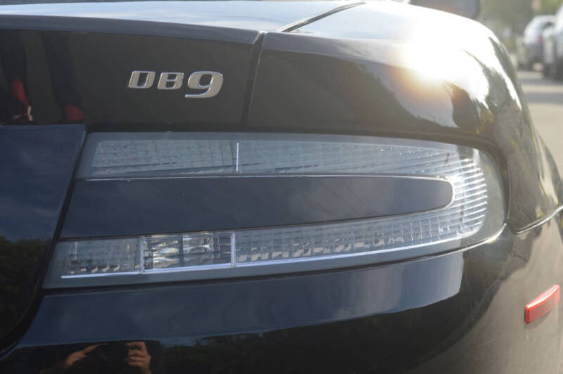 2005 Aston Martin DB9 Volante