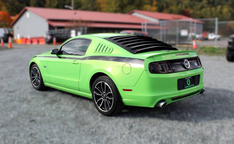 2013 Ford Mustang GT Premium