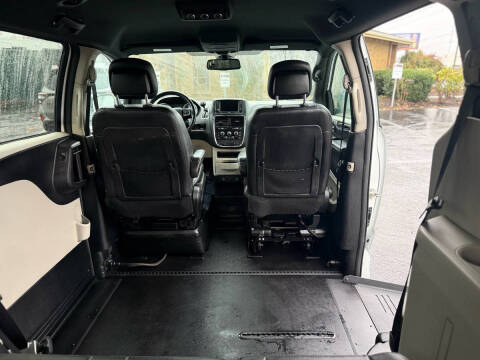 2019 Dodge Grand Caravan SXT 35th Anniversary Edition